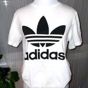 Adidas tee